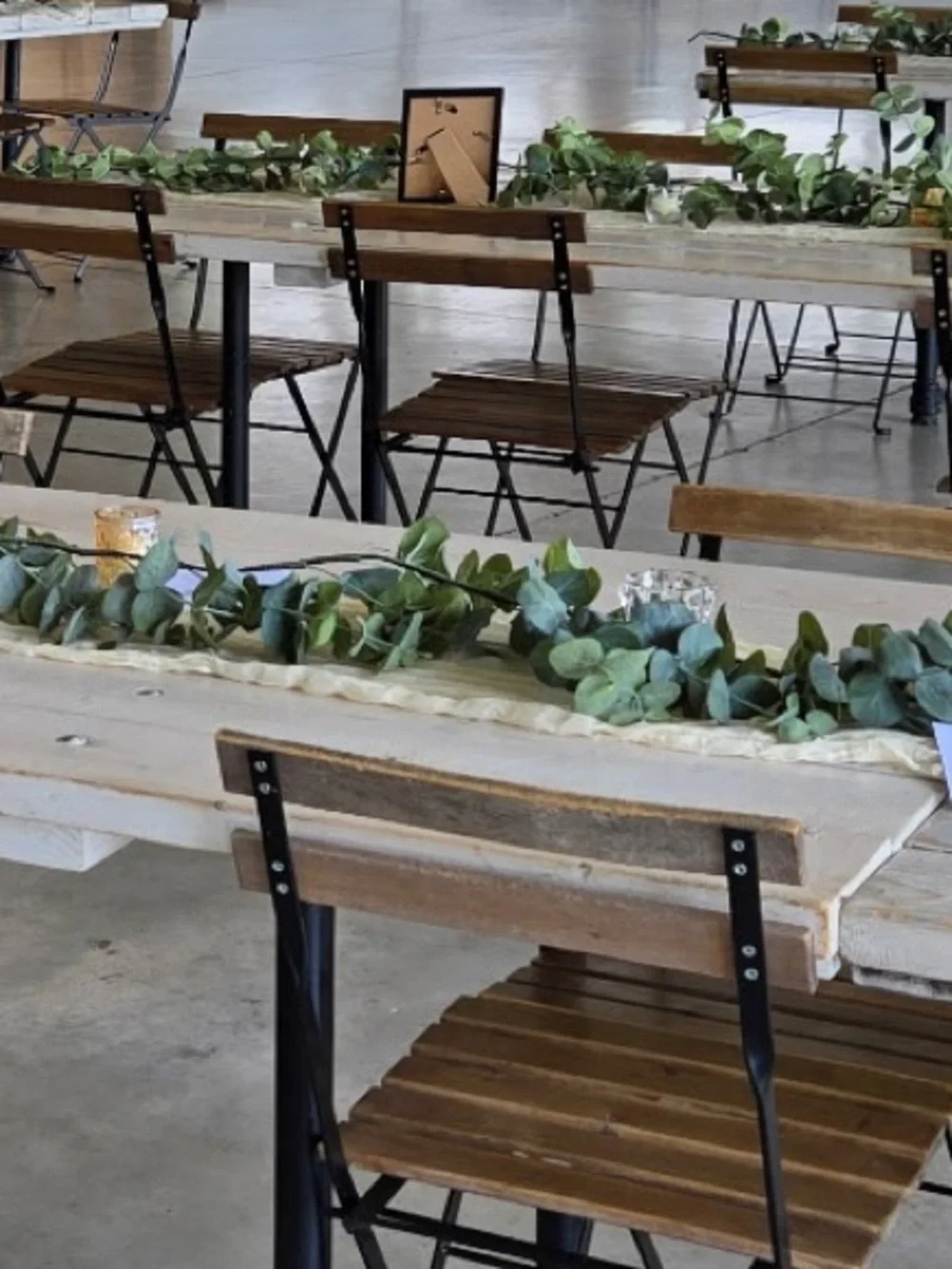 20 Cream Table Runners